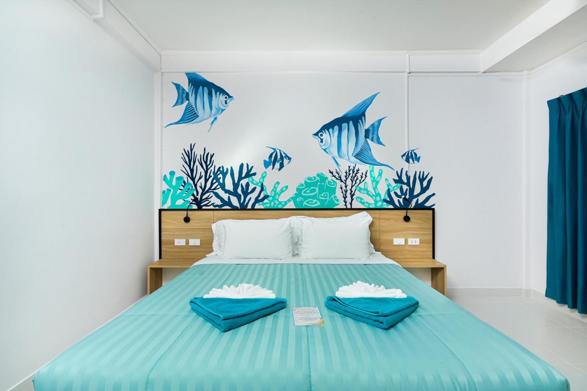Touch Sea Boutique Hotel&Bistro Karon Bagian luar foto