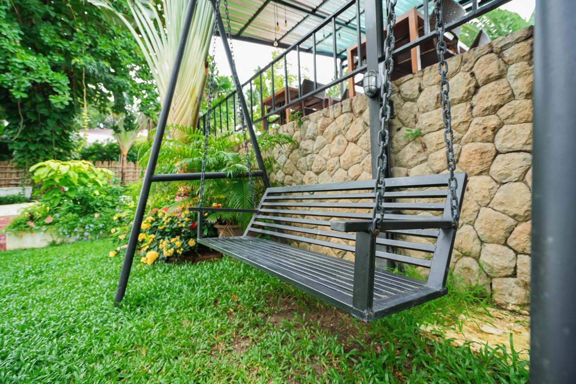 Touch Sea Boutique Hotel&Bistro Karon Bagian luar foto
